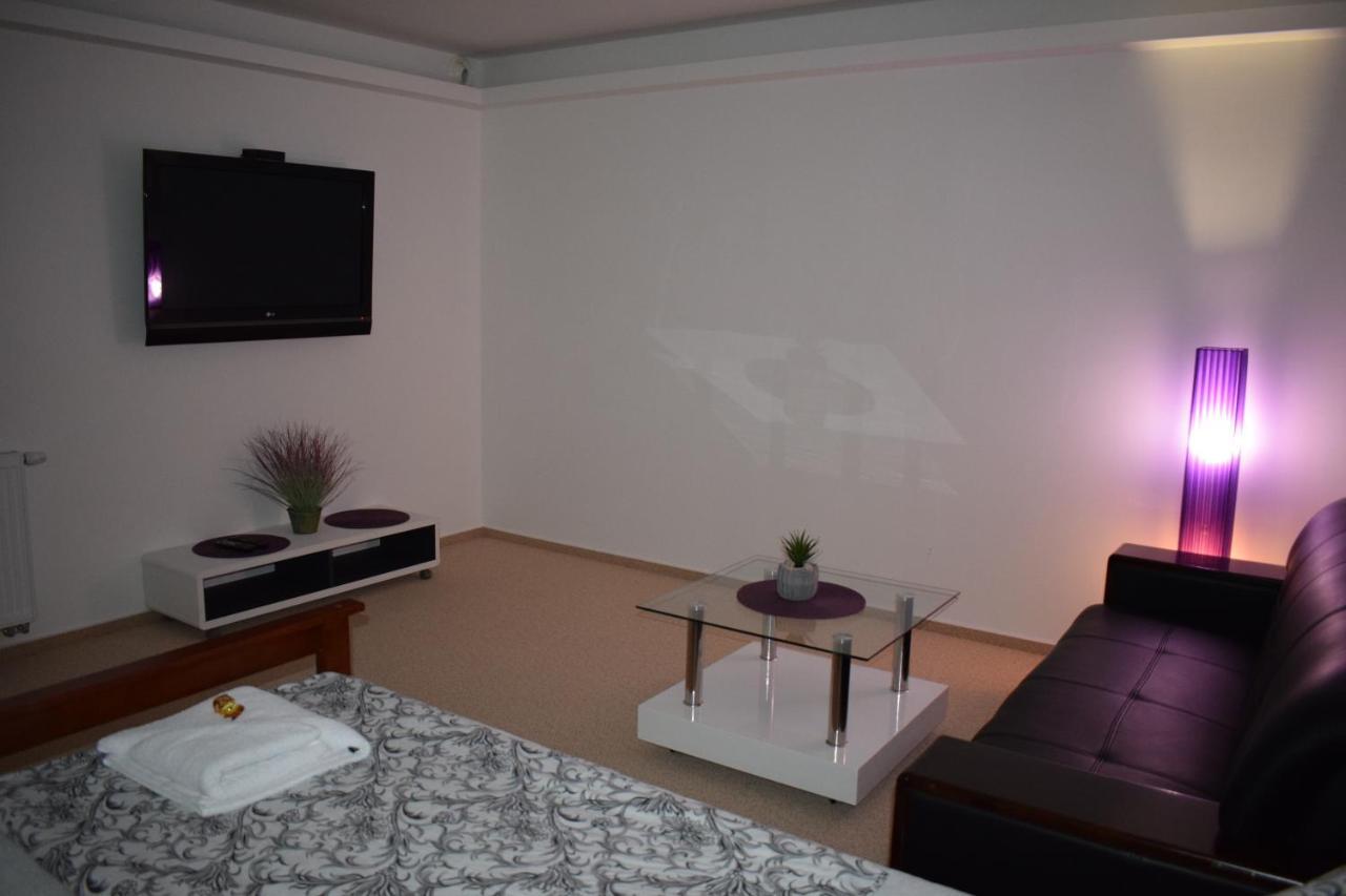Grand Harrachov Pension V Centru Екстериор снимка