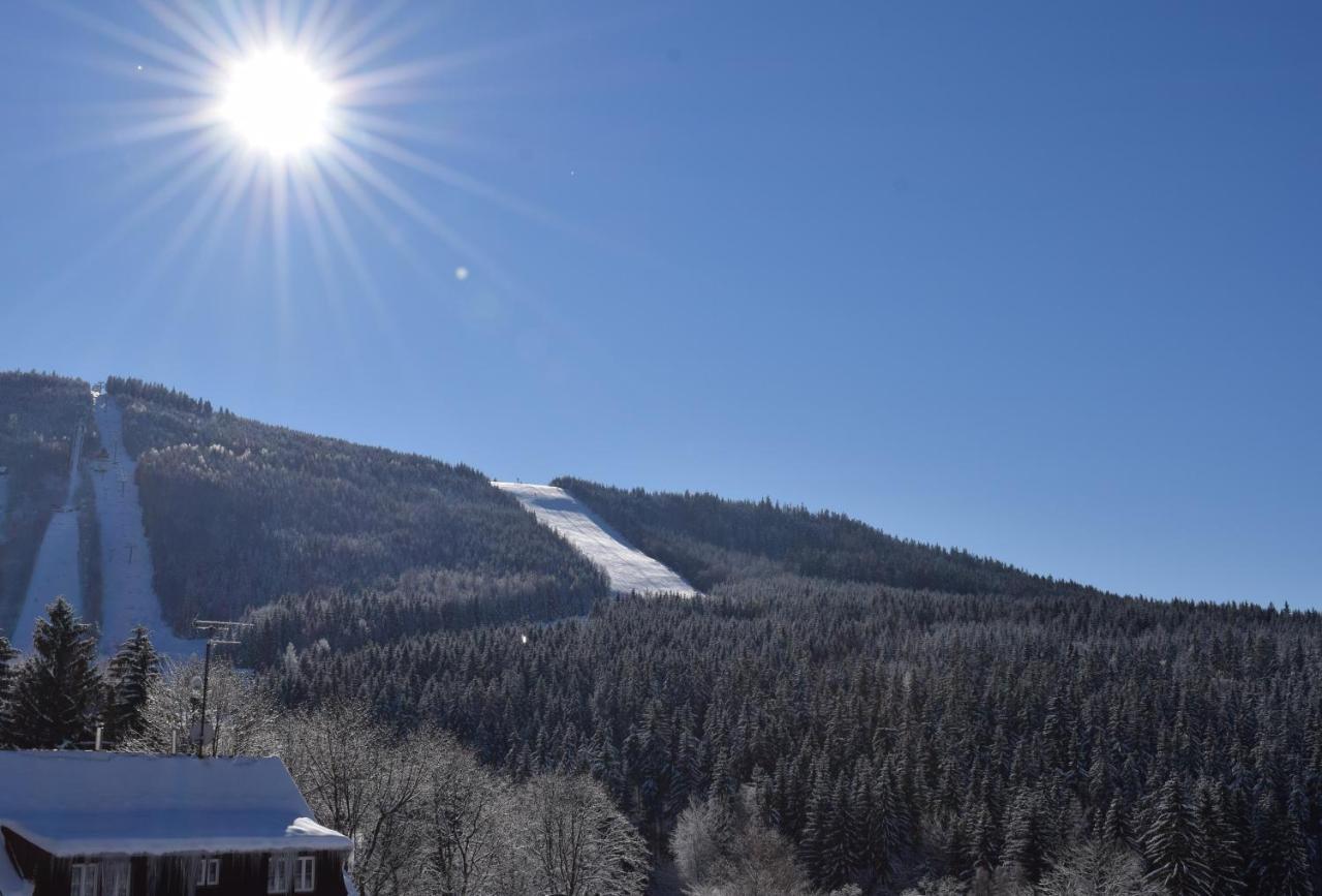 Grand Harrachov Pension V Centru Екстериор снимка