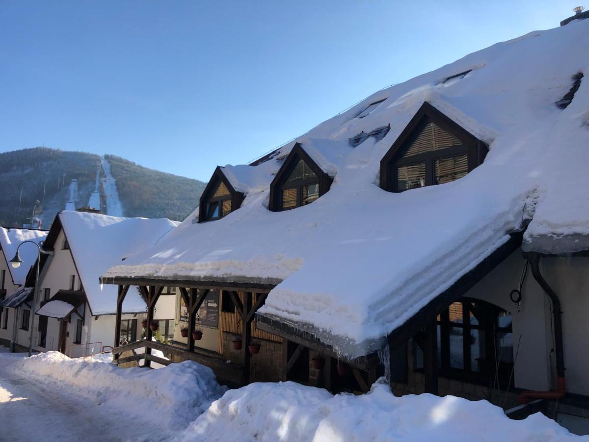 Grand Harrachov Pension V Centru Екстериор снимка