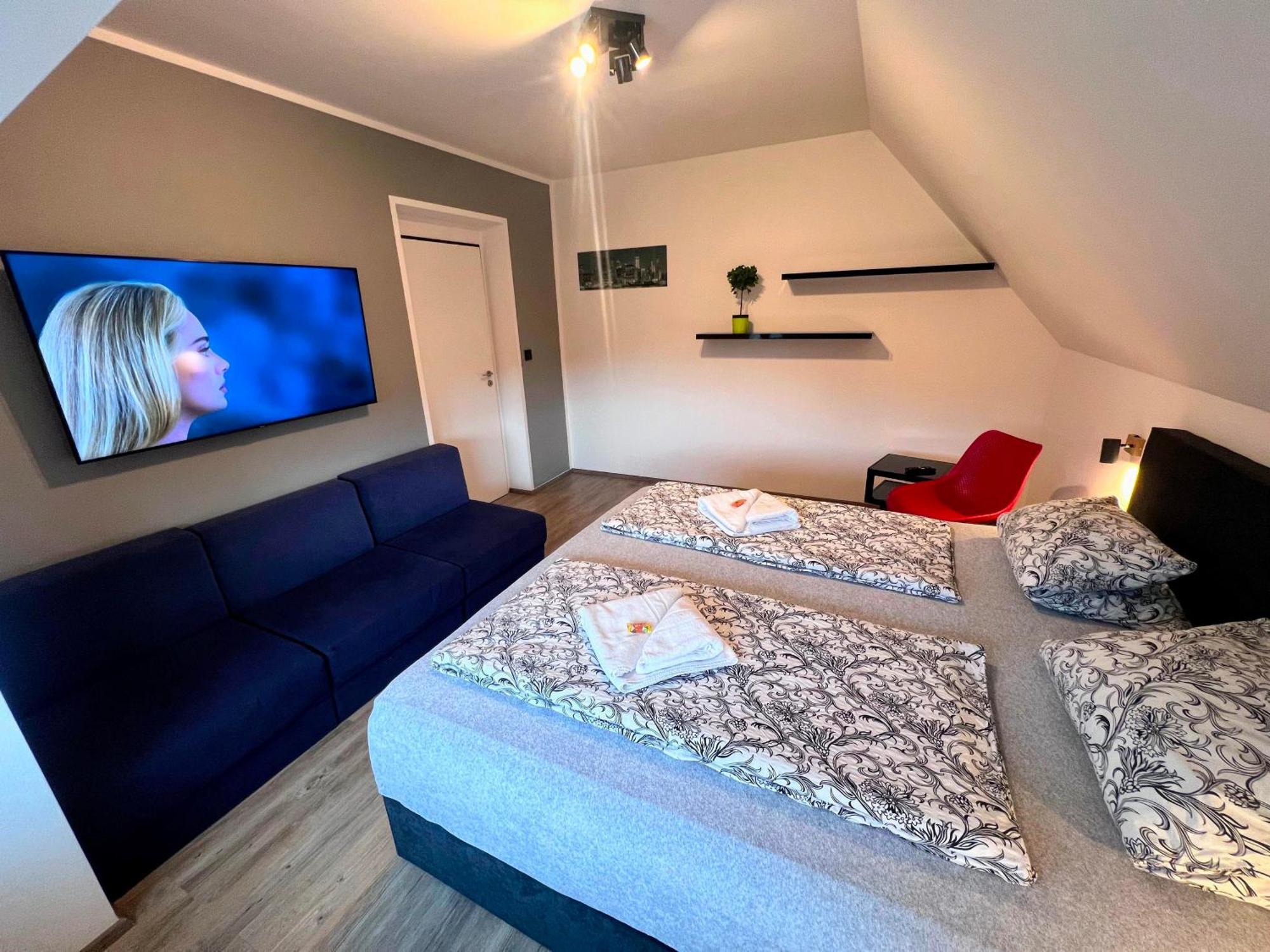 Grand Harrachov Pension V Centru Екстериор снимка